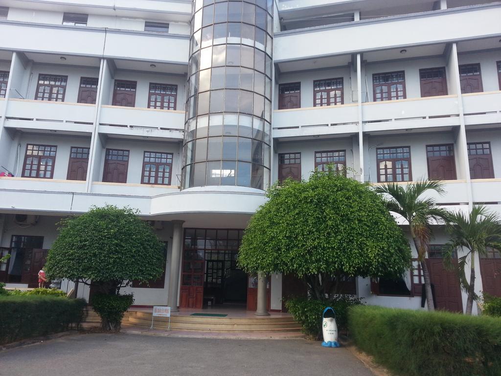 Hoang Oanh Motel 隆海 外观 照片