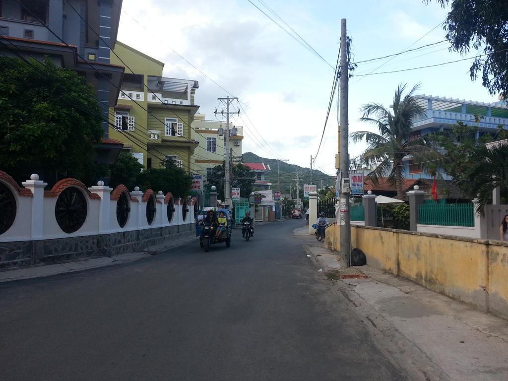 Hoang Oanh Motel 隆海 外观 照片
